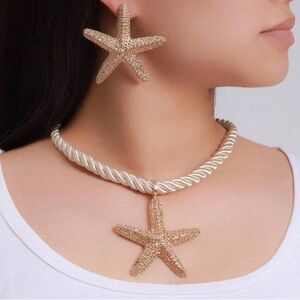 Starfish necklace earring set brand new